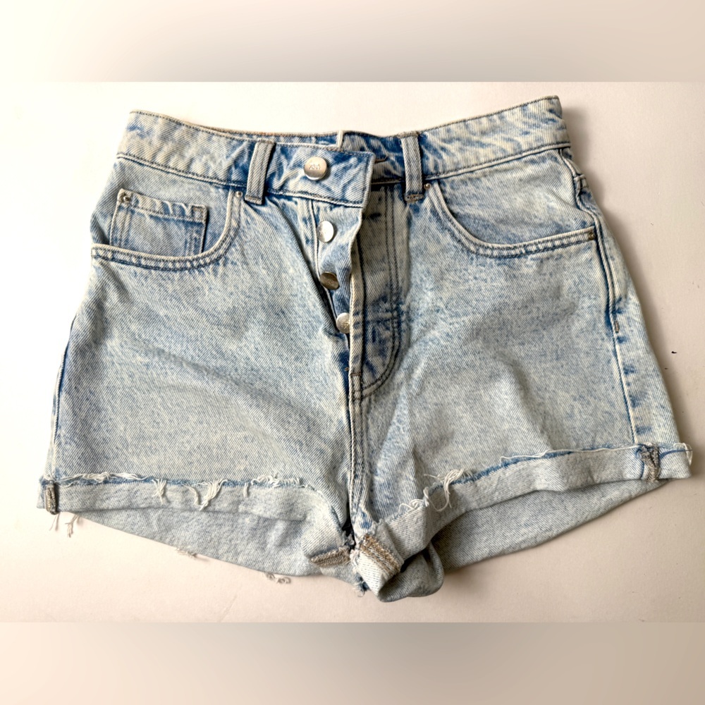 Zara Women’s Blue Jean Shorts Size 4 Button Fly High Rise Denim Light Wash Stone
